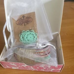 NWT Plunder Bailey Bracelet And Earrings Set